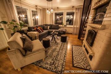 Фото номера Улучшенная вилла Лоджи The Ultra-Luxe Hommala г. Raiskio 6