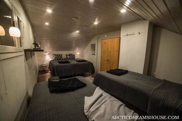 Фото номера Улучшенная вилла Лоджи The Ultra-Luxe Hommala г. Raiskio 7